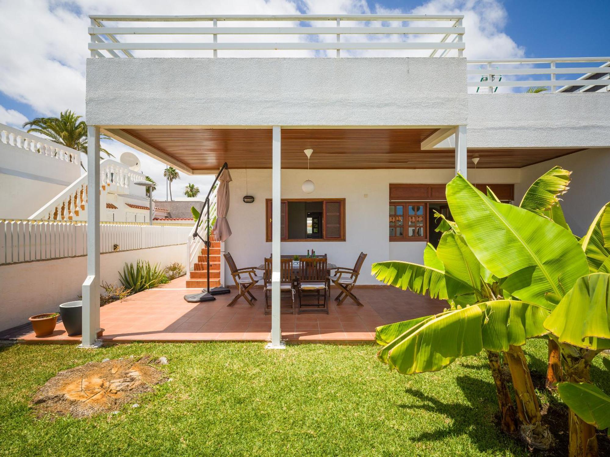 Banana House In Top Location By Tenpropertiesgc Маспаломас Екстериор снимка